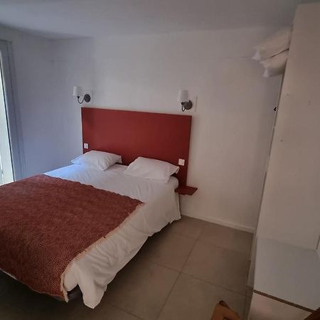 Appartement Calme Centre Ville A 80M Des Halles Нарбонн Екстер'єр фото