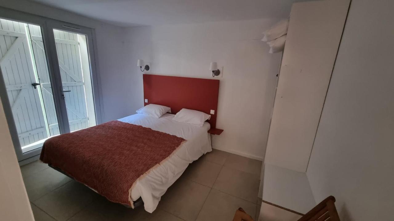 Appartement Calme Centre Ville A 80M Des Halles Нарбонн Екстер'єр фото