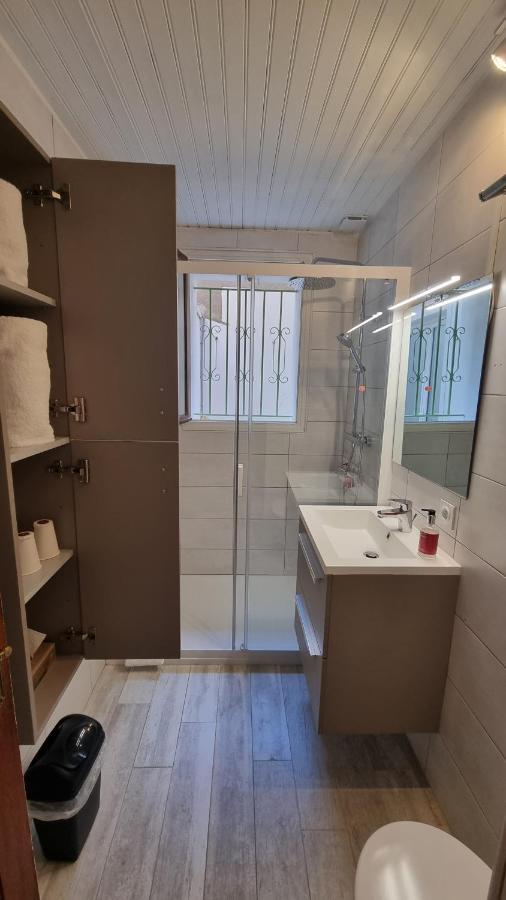 Appartement Calme Centre Ville A 80M Des Halles Нарбонн Екстер'єр фото