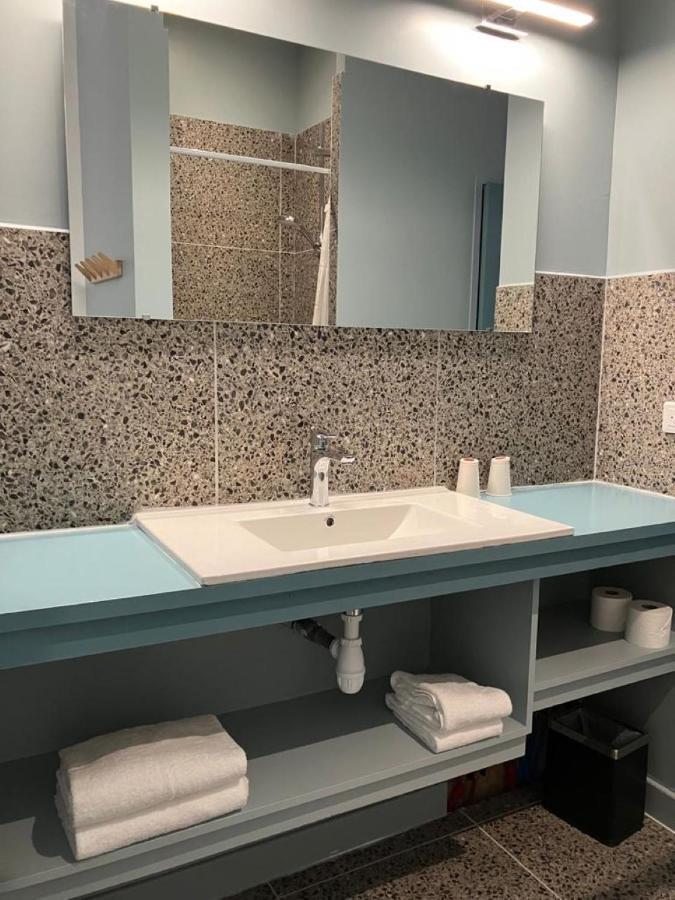 Appartement Calme Centre Ville A 80M Des Halles Нарбонн Екстер'єр фото